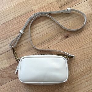 SOLD OUT ONLINE: 100% Italian Leather Madewell White Crossbody Bag